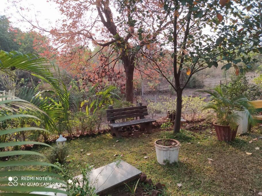 Lobville Homestay Карджат Экстерьер фото
